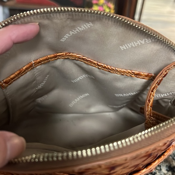 Beautiful Brahmin crossbody purse - Picture 10 of 13